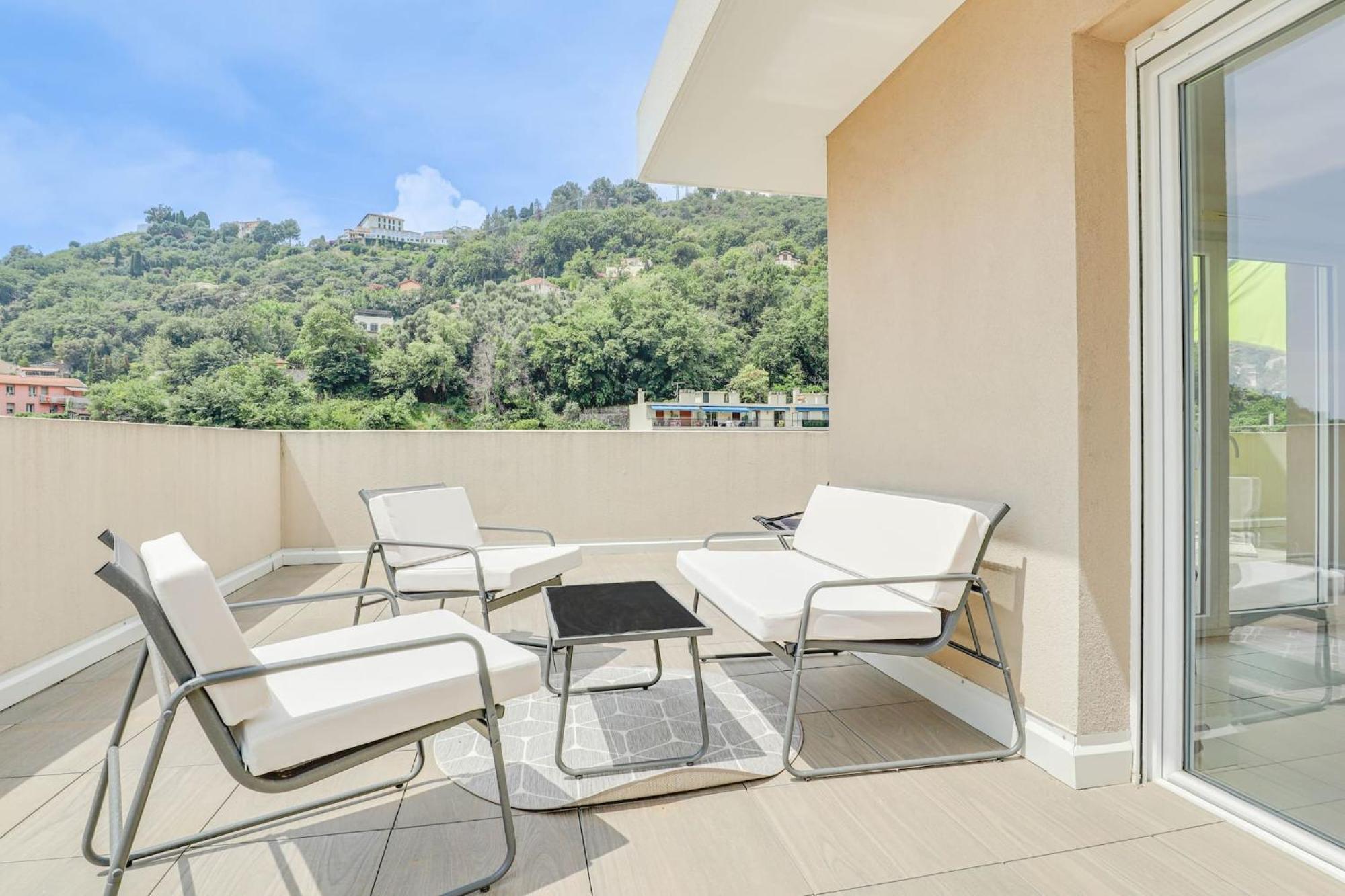Spacieux Rooftop Parking, Terrasse Ensoleillee Ментона Екстериор снимка